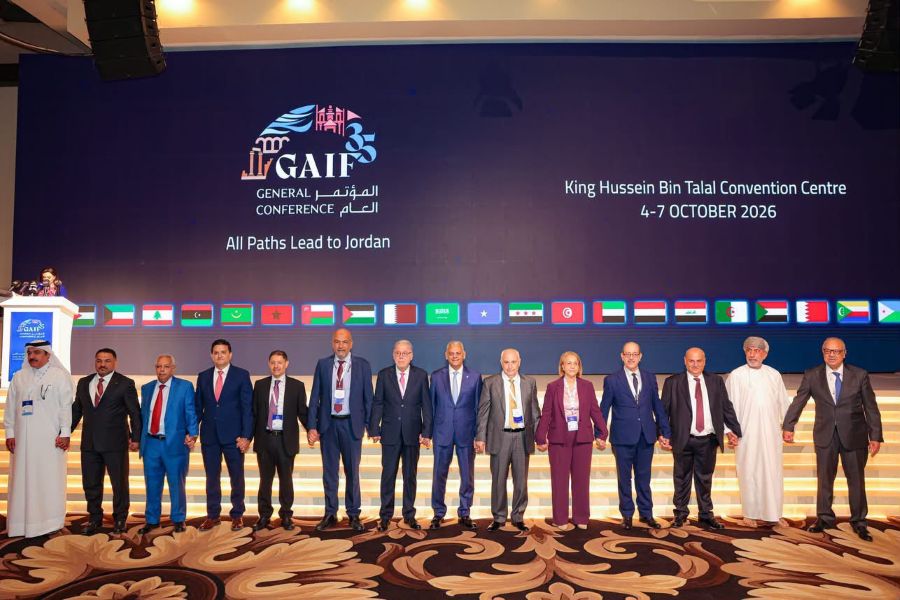 Random first slide